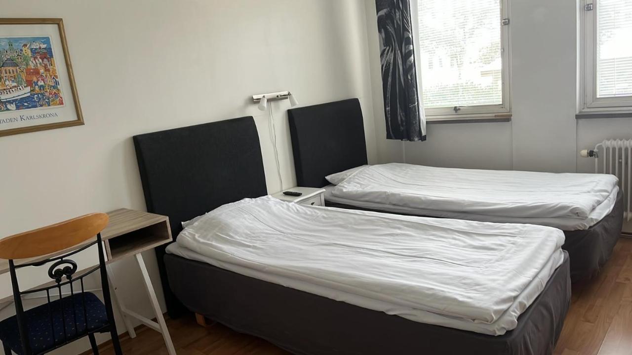 Drottninggatans Vandrarhem Karlskrona Exterior foto