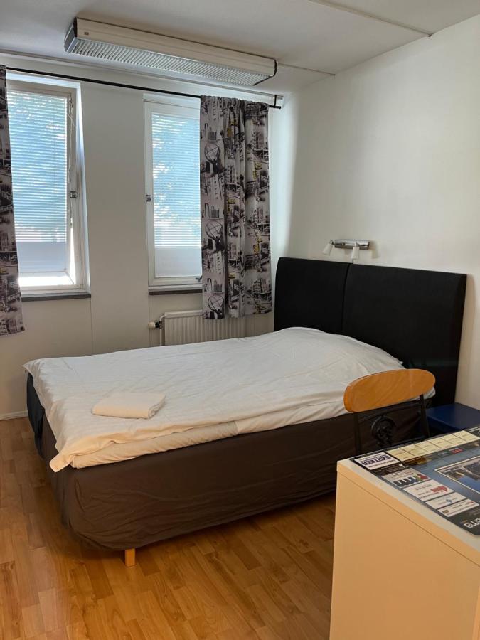 Drottninggatans Vandrarhem Karlskrona Exterior foto