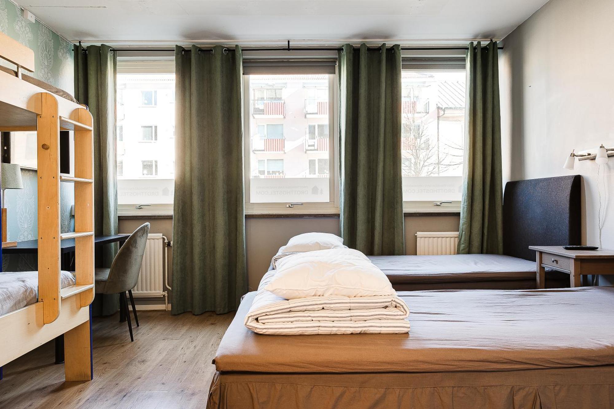 Drottninggatans Vandrarhem Karlskrona Exterior foto